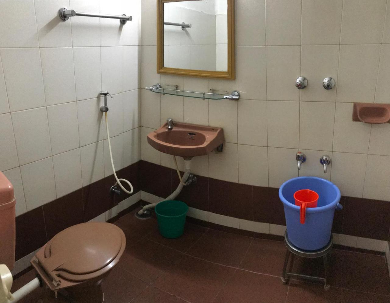 Hotel Satkar Cafeteria Belgaum Buitenkant foto